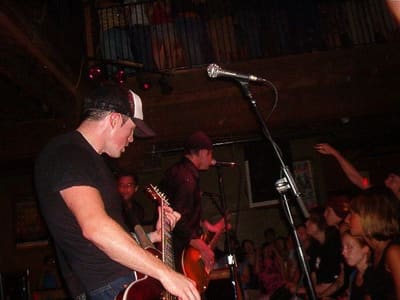 Autopilot Off live at Alley Katz, 17 July 2003