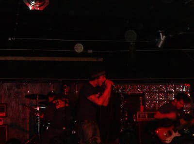Glasseater live at 929 Cafe, 26 January 2003