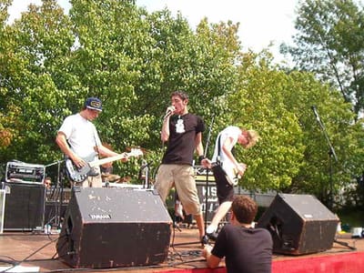 Hindsight 20/20 live, 16 August 2003