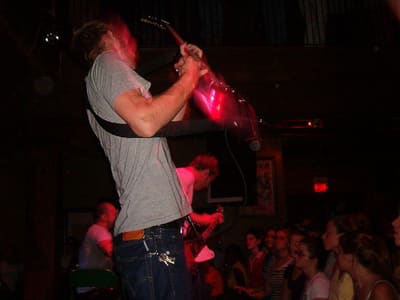 Mae live at Alley Katz, 29 August 2003