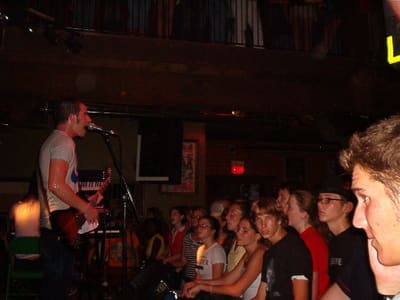 Mae live at Alley Katz, 29 August 2003