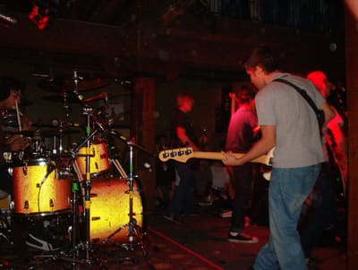 Yellowcard live