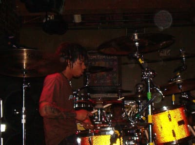 Yellowcard live